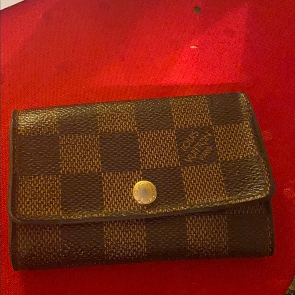 Louis Vuitton 6 Key Holder